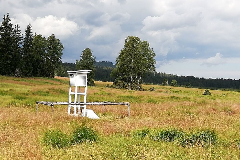 Meteorologická stanice Kvilda-Perla na šumavské pláni